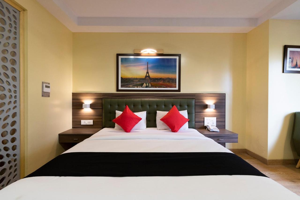 Capital O 18788 Phoenix Hotel & Resort Bangalore Bagian luar foto